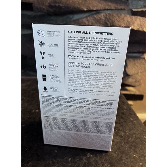 IGK Color Bright Bleach and Color Kit Deja Blue - Picture 4 of 9